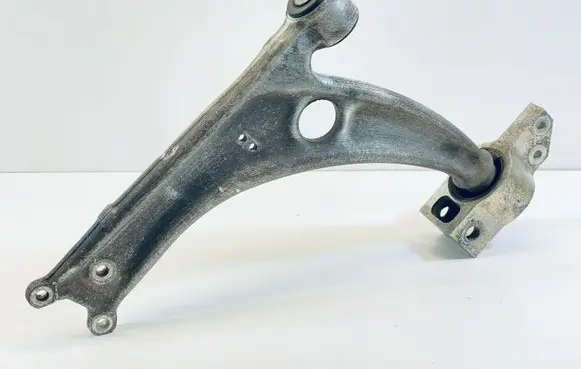Volkswagen PASSAT B6 Front lower control arm/wishbone 3C0407153B 3C0199231D 1K0407182