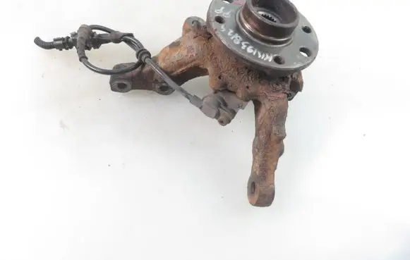 Opel Meriva A Front wheel hub spindle knuckle 