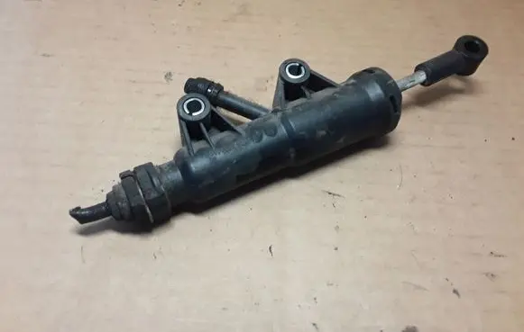 Mercedes-Benz Sprinter W906 Clutch master cylinder A9062900212
