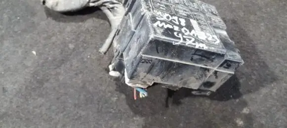 Mazda 323 Fuse box set 72543033