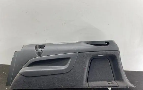 Audi Q7 4L Trunk/boot side trim panel 4L0863880F