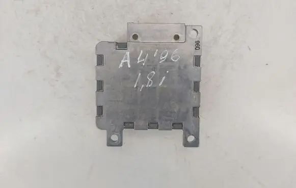 Audi A4 S4 B5 8D Airbag control unit/module 0285001038 8A0959655C