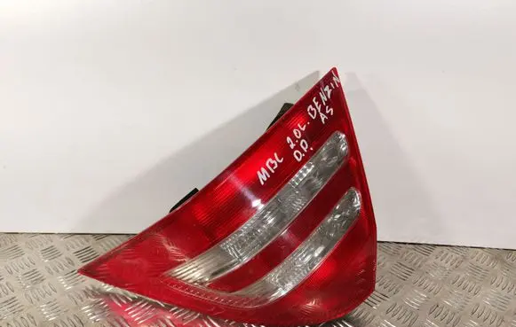 Mercedes-Benz C AMG W203 Rear/tail lights