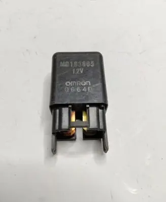 Mitsubishi Pajero Other relay MB183865 0664D
