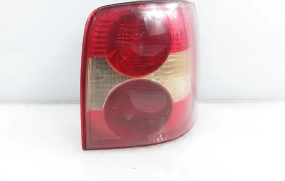 Volkswagen PASSAT B5.5 Rear/tail lights 3B9945096AA