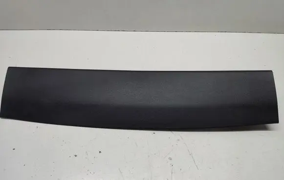 Opel Mokka B Tailgate trim 9835351380