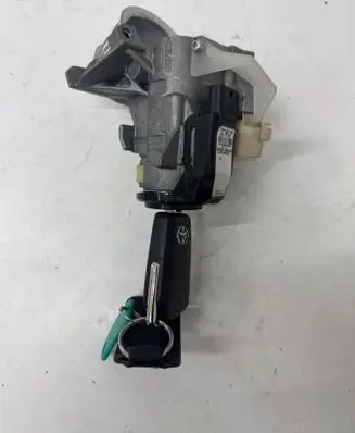 Toyota Avensis T270 Ignition lock 8978305030 625507000 P0716649569