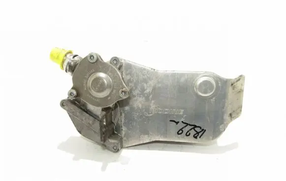 BMW 1 E82 E88 Oil filter mounting bracket 7529499