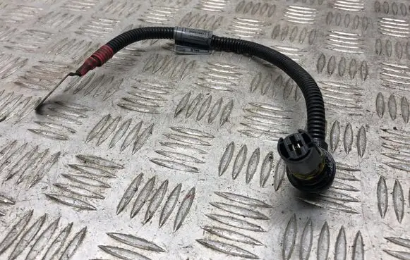BMW 5 E60 E61 Glow plug wires 778923105