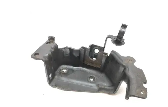 Volvo V50 Other engine bay part