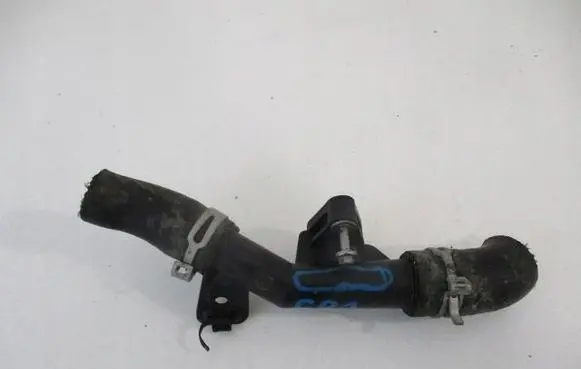 Engine coolant pipe/hose