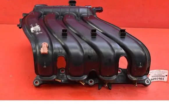 Dacia Dokker Intake manifold 140036159R