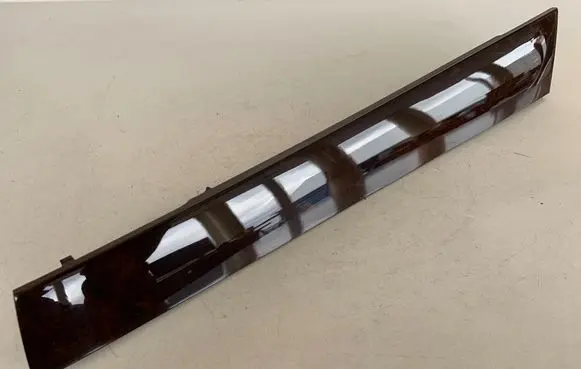 Audi A8 S8 D4 4H Front door trim bar 4H0867410