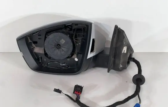 Skoda Kodiaq Front door electric wing mirror E90411393
