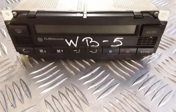 Volkswagen PASSAT B5 Climate control unit 5HB00761711 3B2907044B