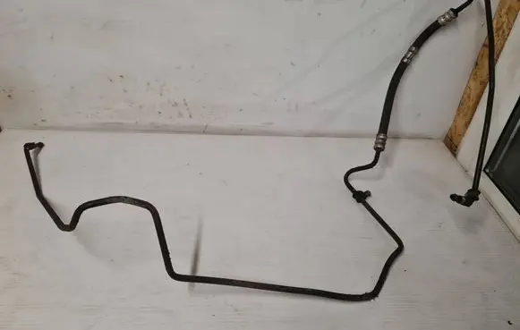 Volvo V70 Power steering hose/pipe/line