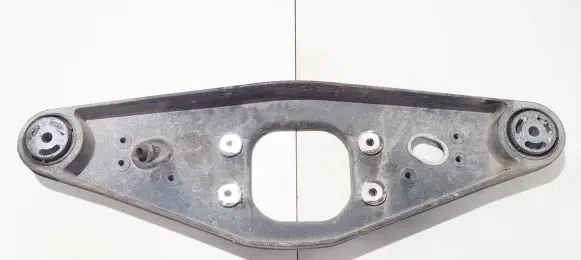 Mercedes-Benz E W211 Engine mount bracket a2303521806