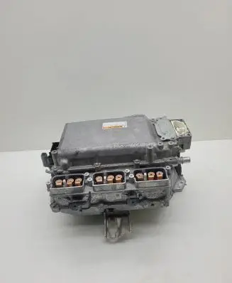 Toyota RAV 4 (XA40) Voltage converter inverter G92A042030 G927048060