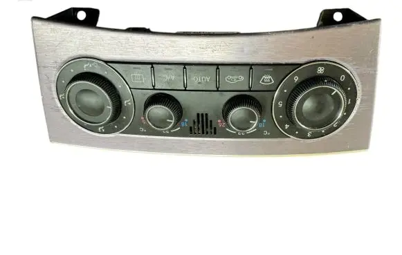 Mercedes-Benz CLC CL203 Climate control unit A2038304085 F011500039