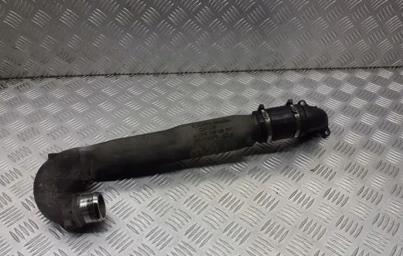 Opel Zafira B Intercooler hose/pipe 55353825