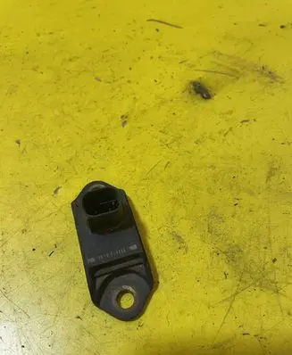 Mercedes-Benz E W211 ESP acceleration yaw rate sensor 0025426918