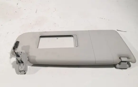 Sun visor
