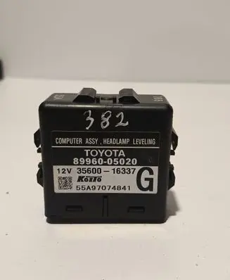 Toyota Avensis T250 Light module LCM 8996005020 3560016337 55A97074841