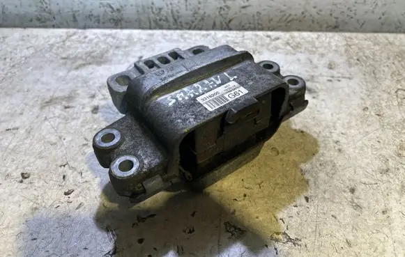 Volkswagen Touran II Engine mount bracket 1K0199555