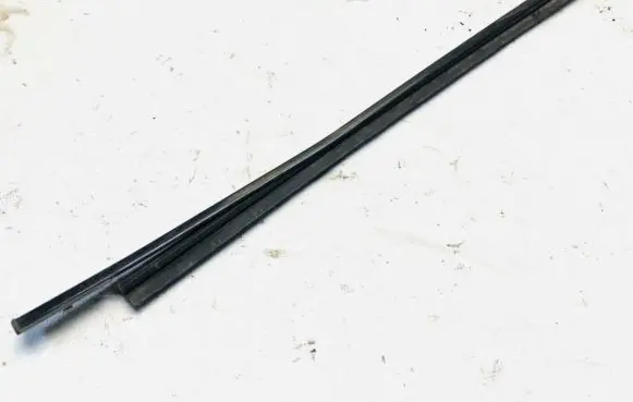 Ford Scorpio Front door glass trim molding 