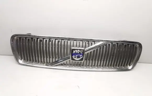 Volvo V70 Front bumper upper radiator grill 9190385