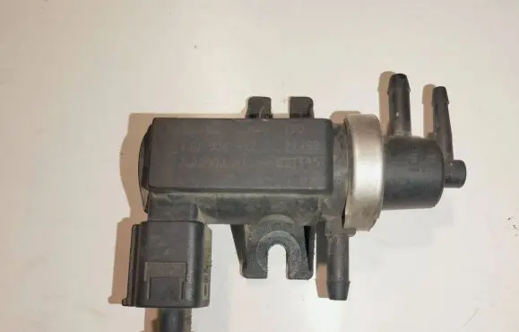 Volkswagen Golf IV Turbo solenoid valve 1J0906627 99T145 72890320