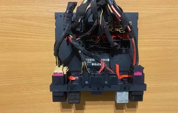 Volkswagen PASSAT B6 Comfort/convenience module 3C0937049AG 06434860 H52S2002