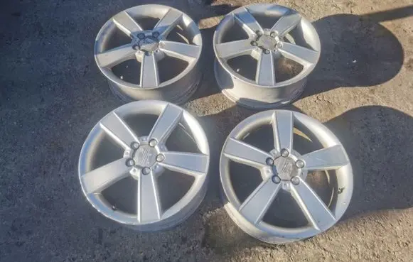 Seat Leon (1P) R17 alloy rim 1P0601025C