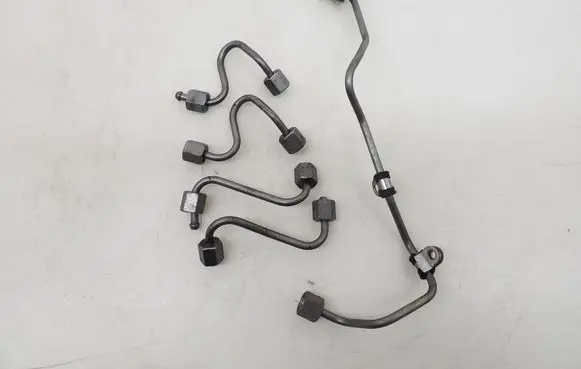 Mercedes-Benz B W246 W242 Fuel injector supply line/pipe A6510702533