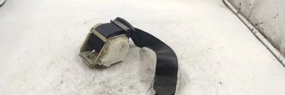 BMW X3 E83 Rear seatbelt 040528