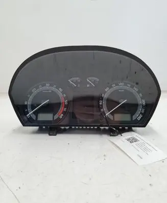 Skoda Fabia Mk1 (6Y) Speedometer (instrument cluster) 6Y0920881D