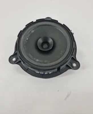 Nissan X-Trail T32 High frequency speaker in the rear doors 281565MA0A