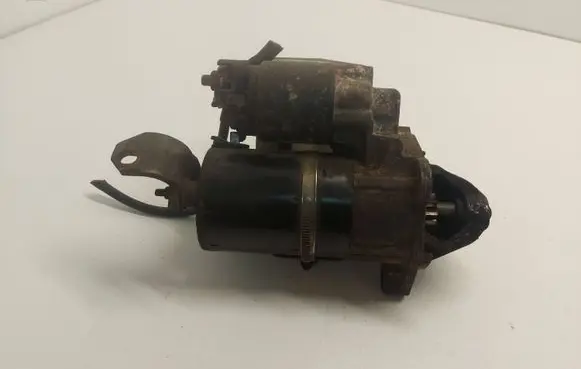 Audi A4 S4 B5 8D Starter motor