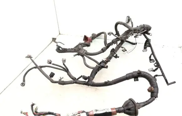 Toyota Avensis T250 Engine installation wiring loom 8212105621