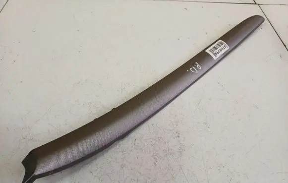 Toyota Avensis T250 Other front door trim element 67711