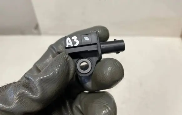 Audi A3 S3 8V Airbag deployment crash/impact sensor 5Q0959352