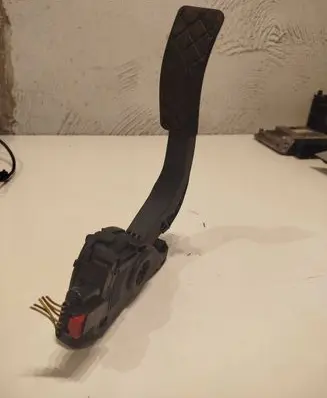 Audi A4 S4 B8 8K Accelerator throttle pedal 8K1721523A 6PV00950520