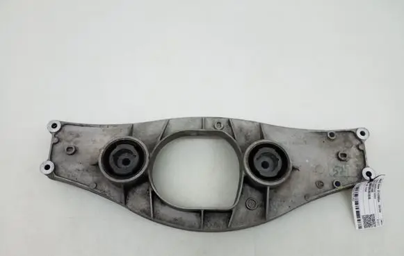 Mercedes-Benz S W221 Rear differential/diff mount bracket A2213521406