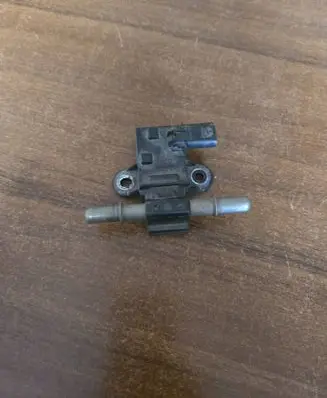 Audi Q5 SQ5 Sensor 06K907811
