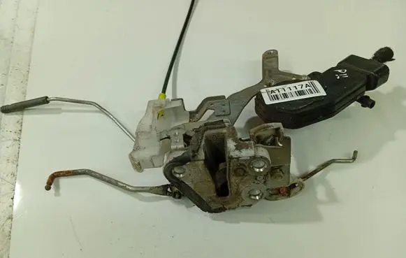 Toyota Aygo AB10 Front door lock 
