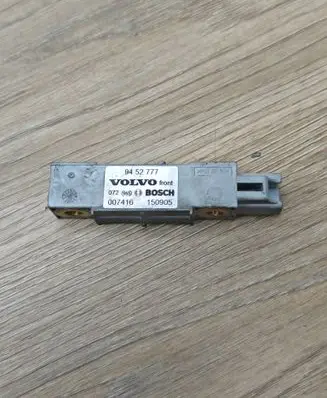 Volvo V70 Airbag deployment crash/impact sensor 9452777 007416 150905