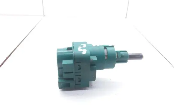Brake pedal sensor switch