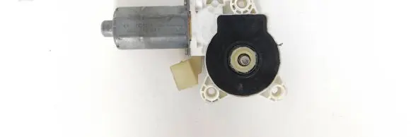 Mercedes-Benz E W211 Front door window regulator motor A2118202942 993626101