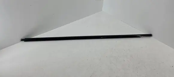 Audi SQ7 Front door glass trim molding