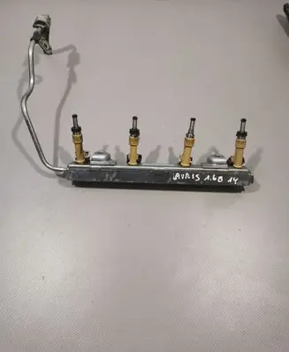 Toyota Auris E180 Fuel injector